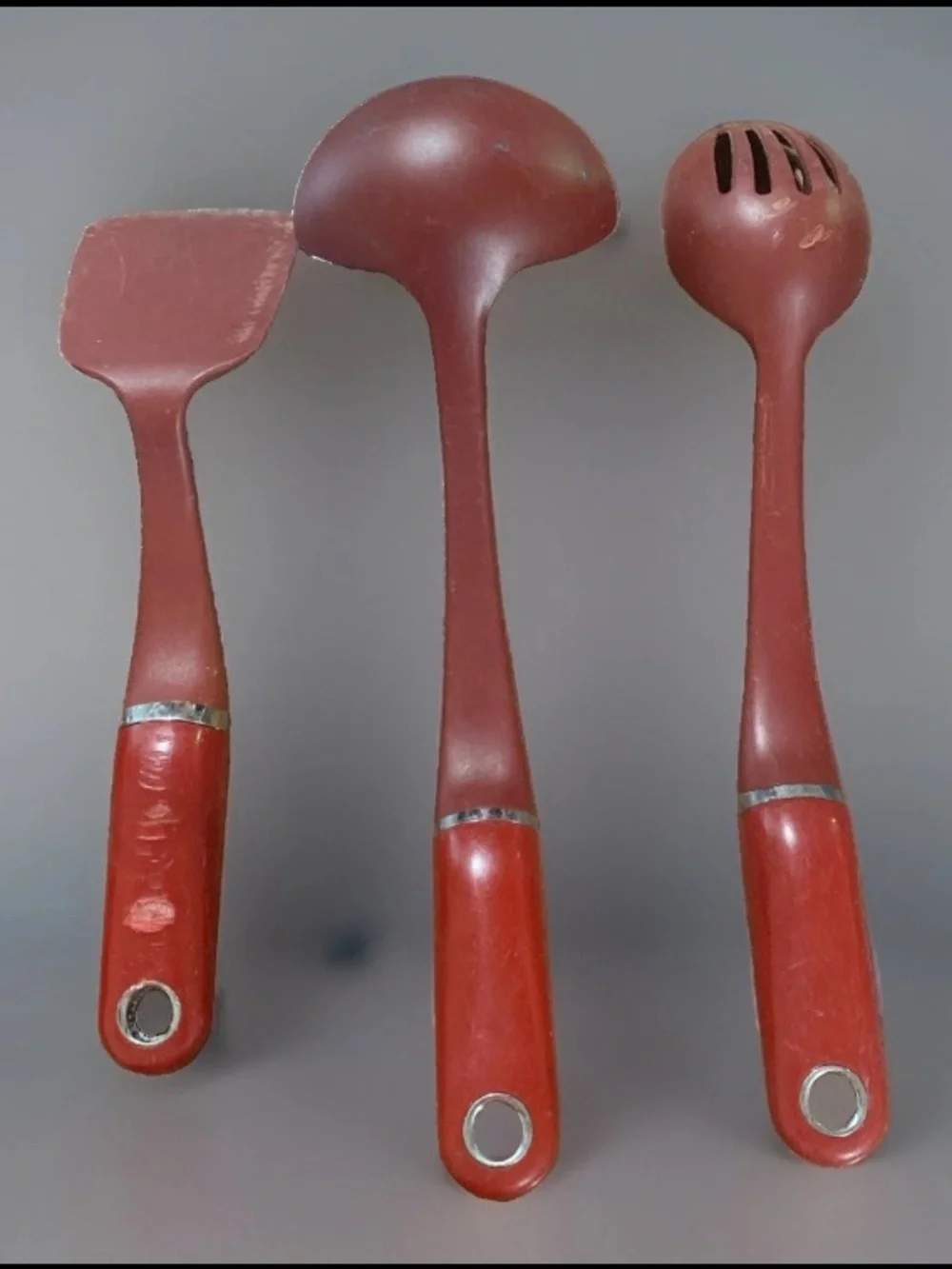 KitchenAid assorted utensil set  & replacement measuring cups & spoons